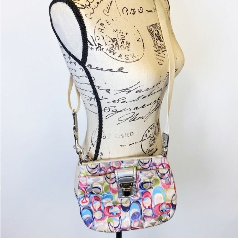 Coach Poppy Dream C Signature Scribble Print Hippie Crossbody - Style: 19030